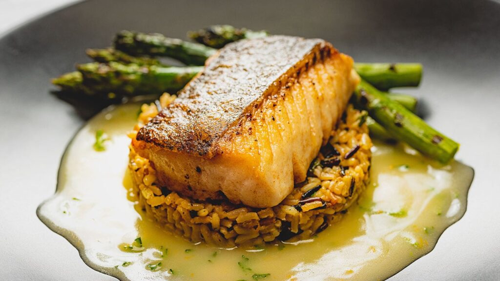 sablefish and white wine sauce with rice
